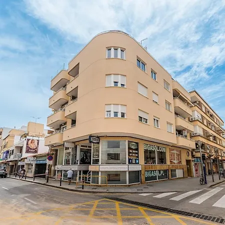 Sunrise Arts 1 Apartment